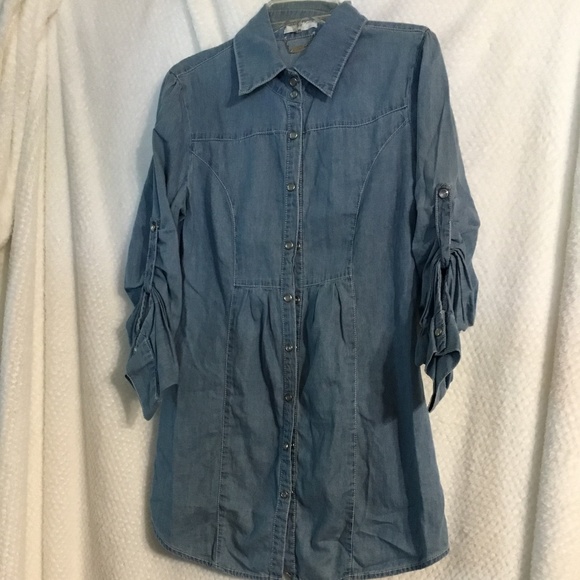 Women’s Denim shirt - Picture 1 of 2